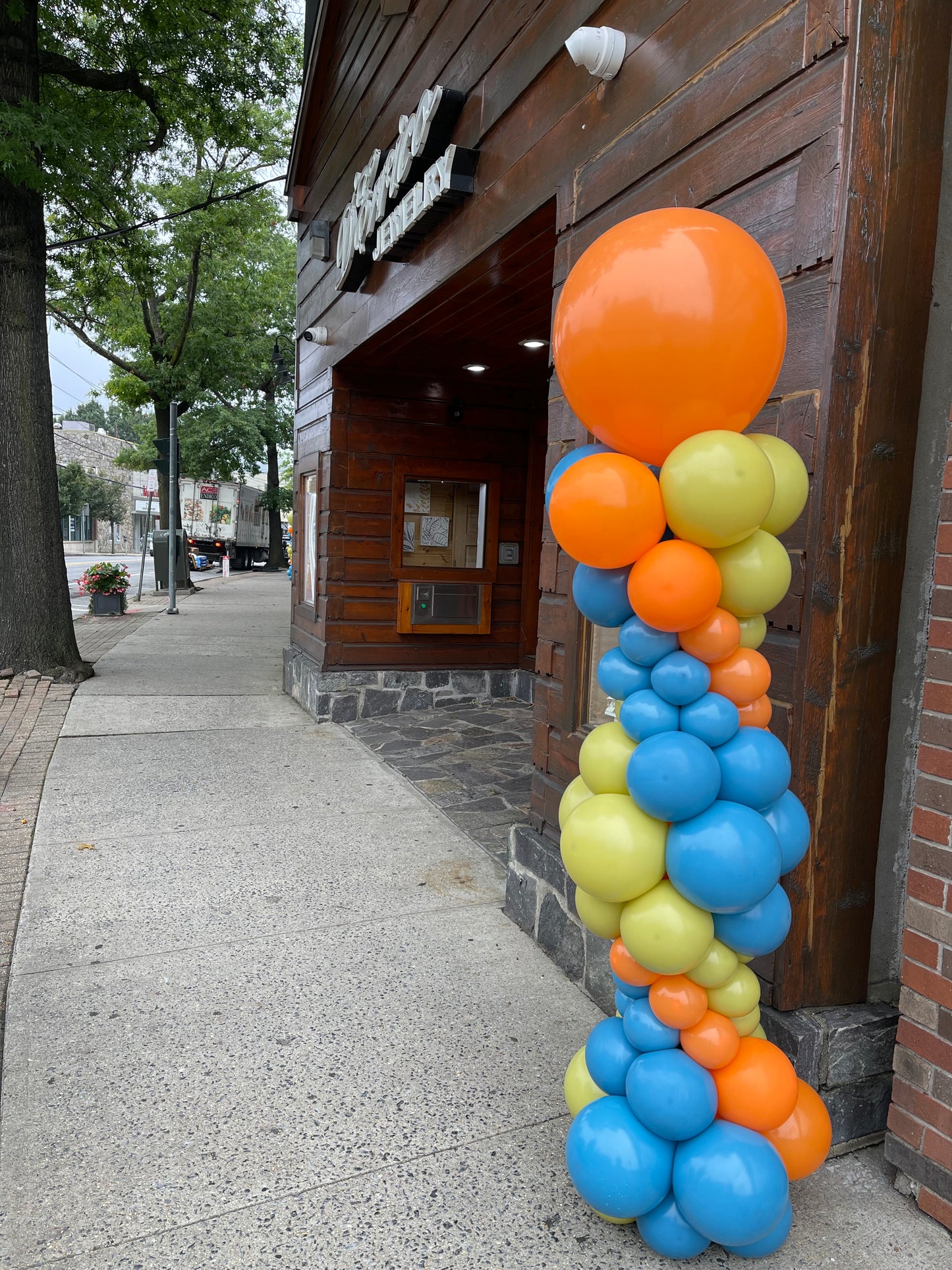 Balloon Columns